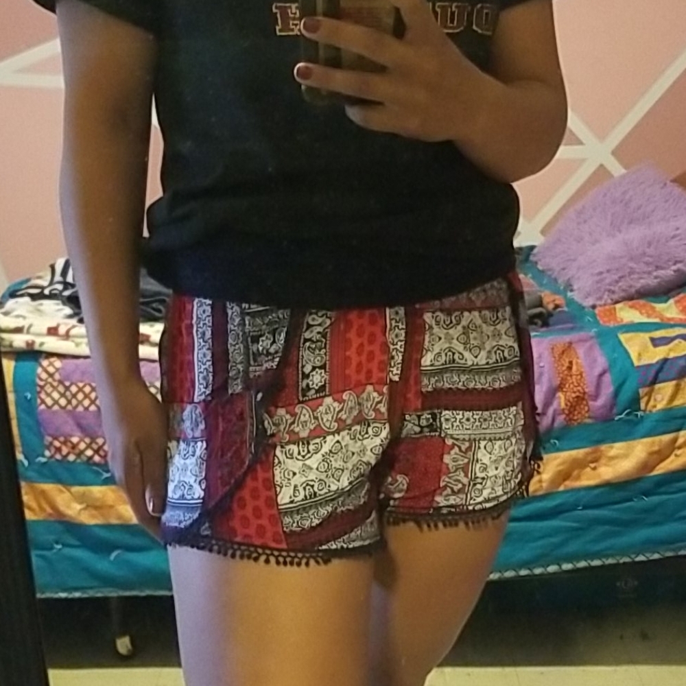 No boundaries shorts